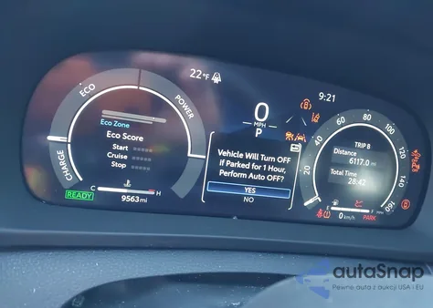 2025 Toyota Crown Platinum z USA, uszkodzony, nr VIN JTDAFAAF8S3012393